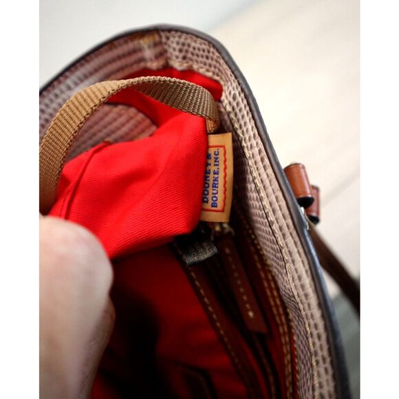 Dooney & Bourke Women's Gray Leather Embossed Lizard Lexington Tote Bag - Picture 14 of 15